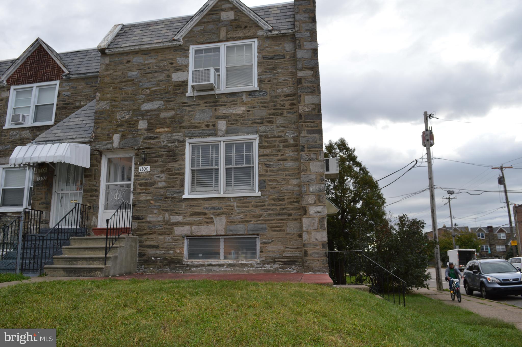 OXFORD CIRCLE - Residential Income