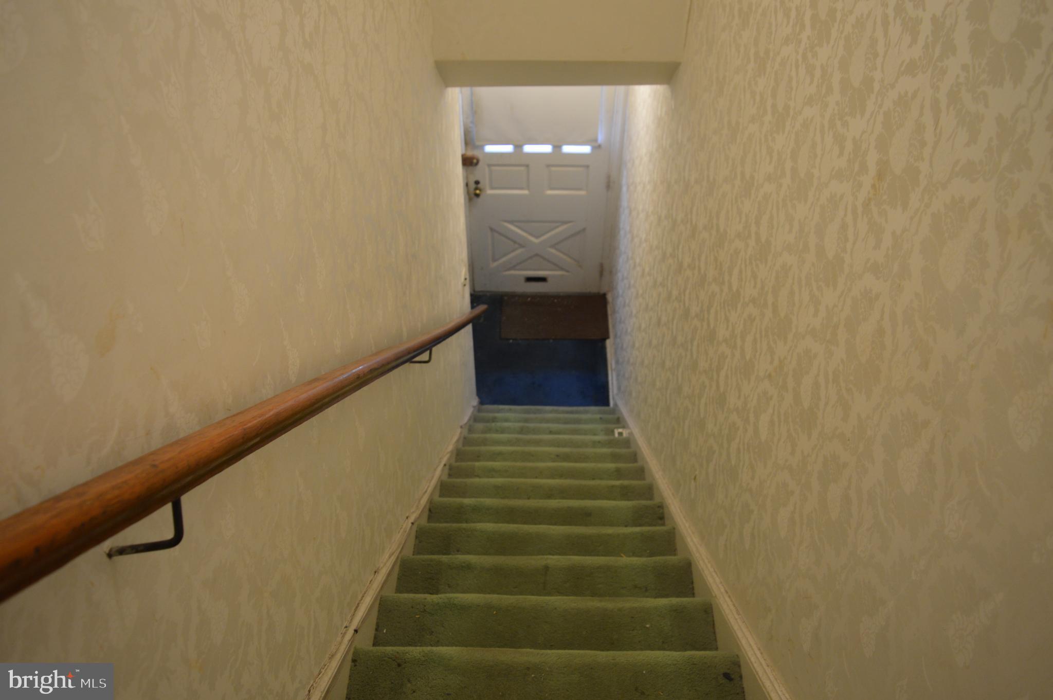 OXFORD CIRCLE - Residential Income