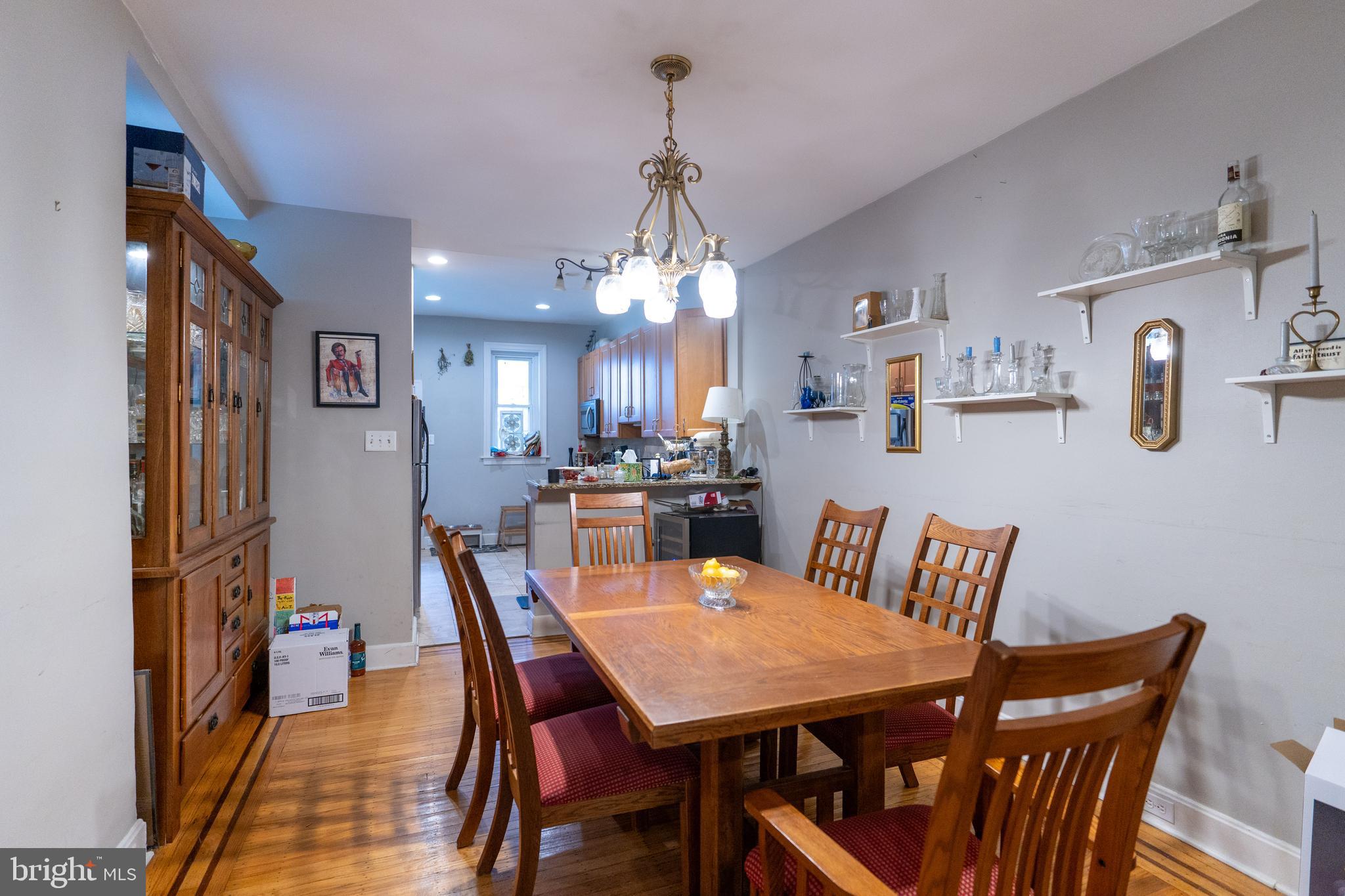 GIRARD ESTATES - Residential Lease