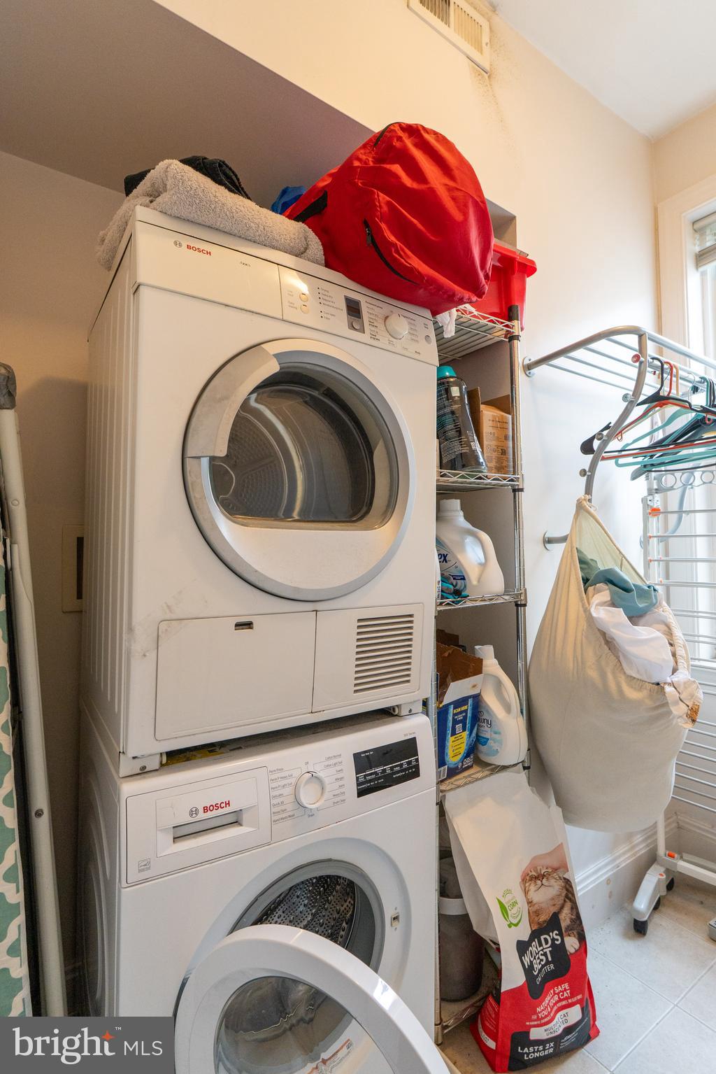 GIRARD ESTATES - Residential Lease