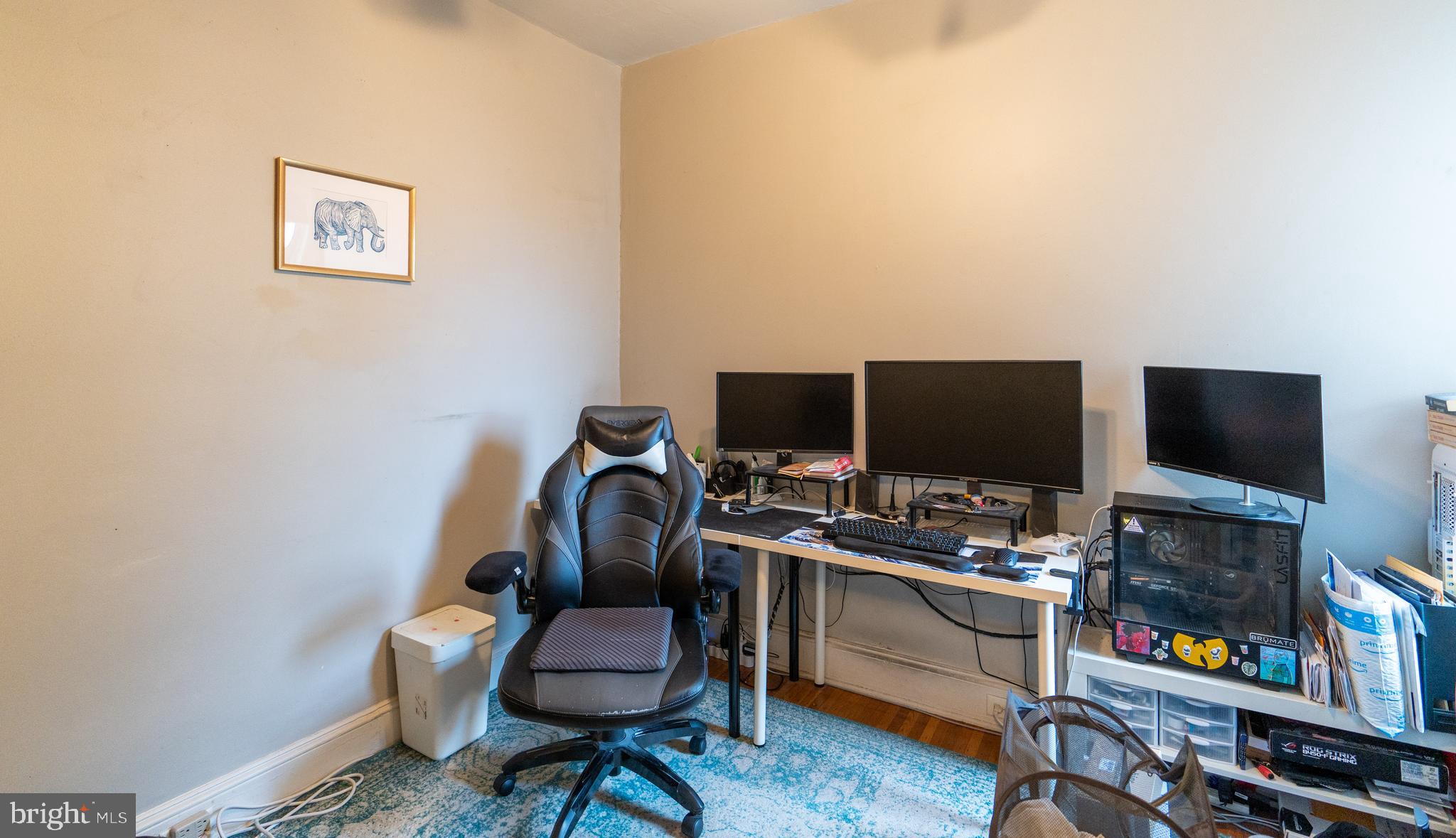 GIRARD ESTATES - Residential Lease