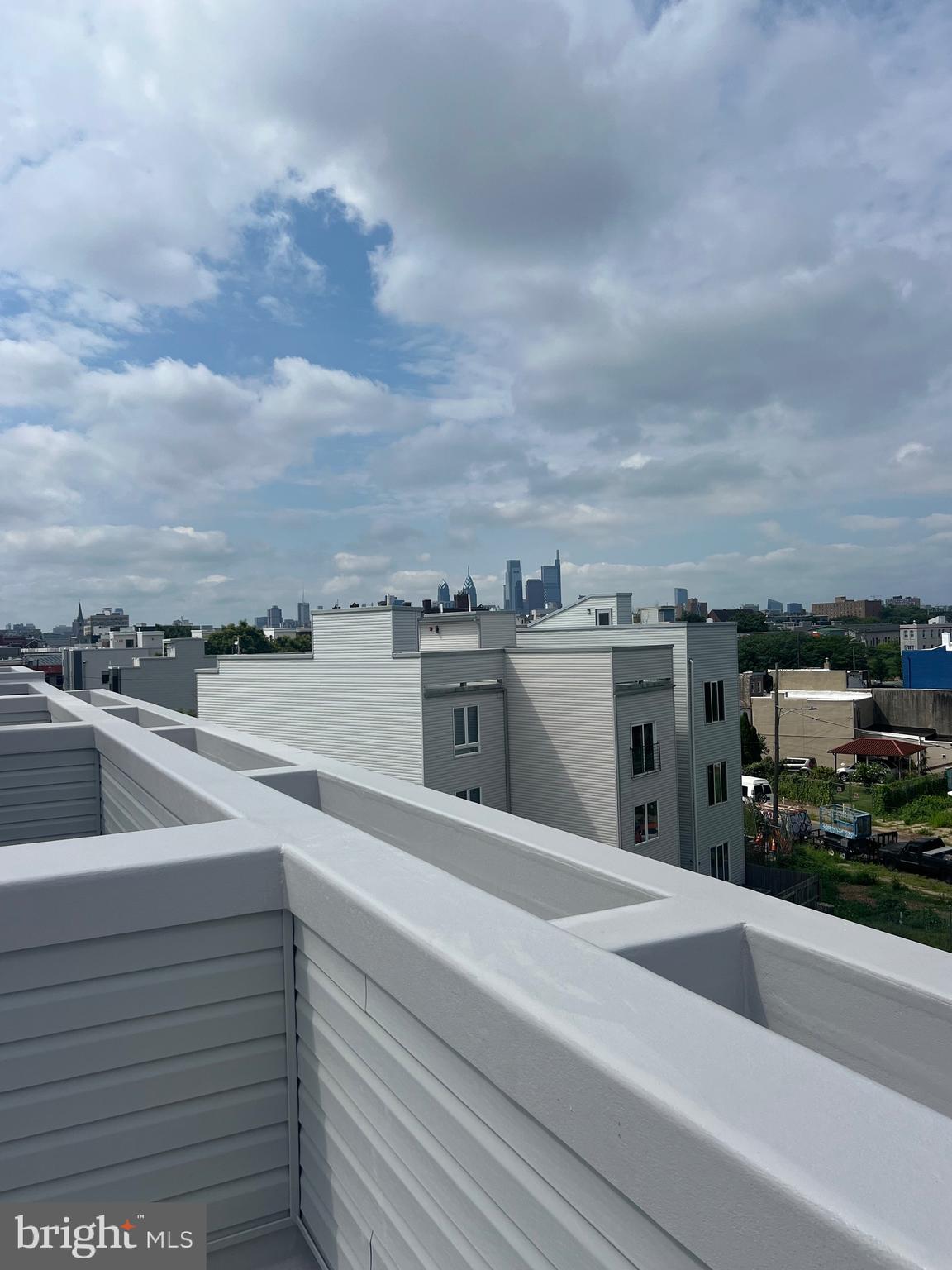 NORRIS SQUARE - Residential