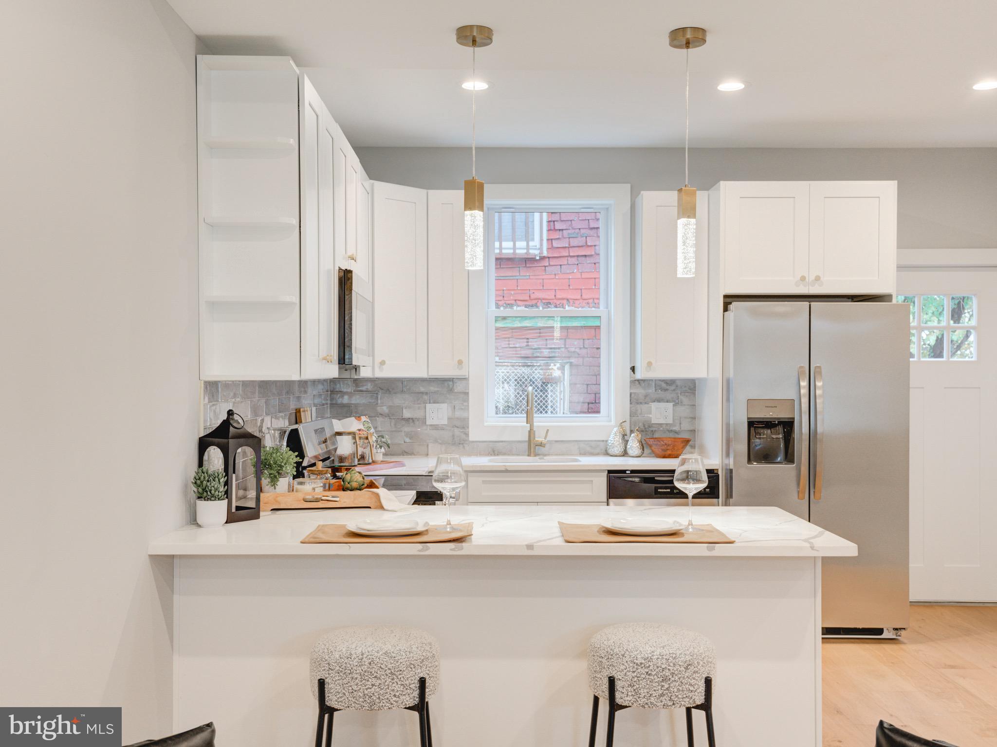 NORRIS SQUARE - Residential