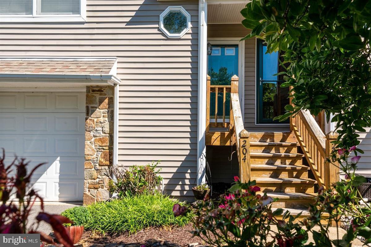 BAYSIDE MARINA - Residential Lease