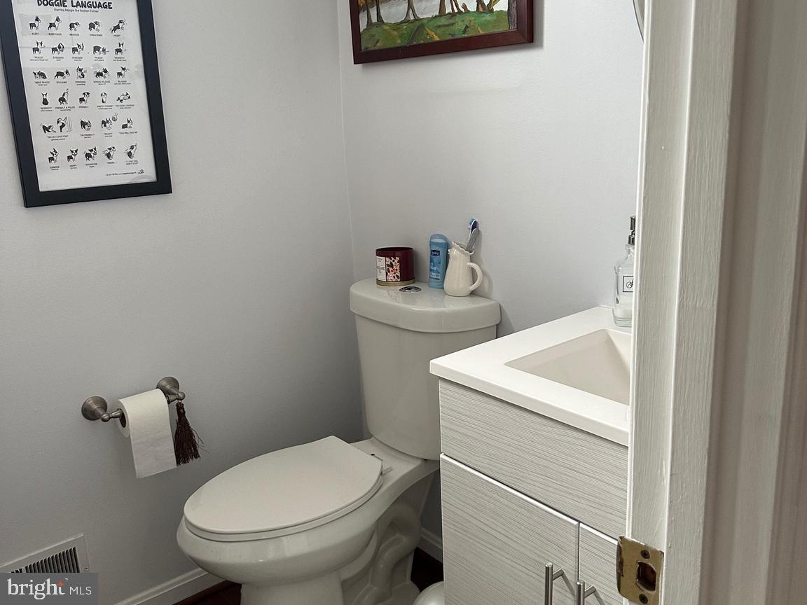 BAYSIDE MARINA - Residential Lease