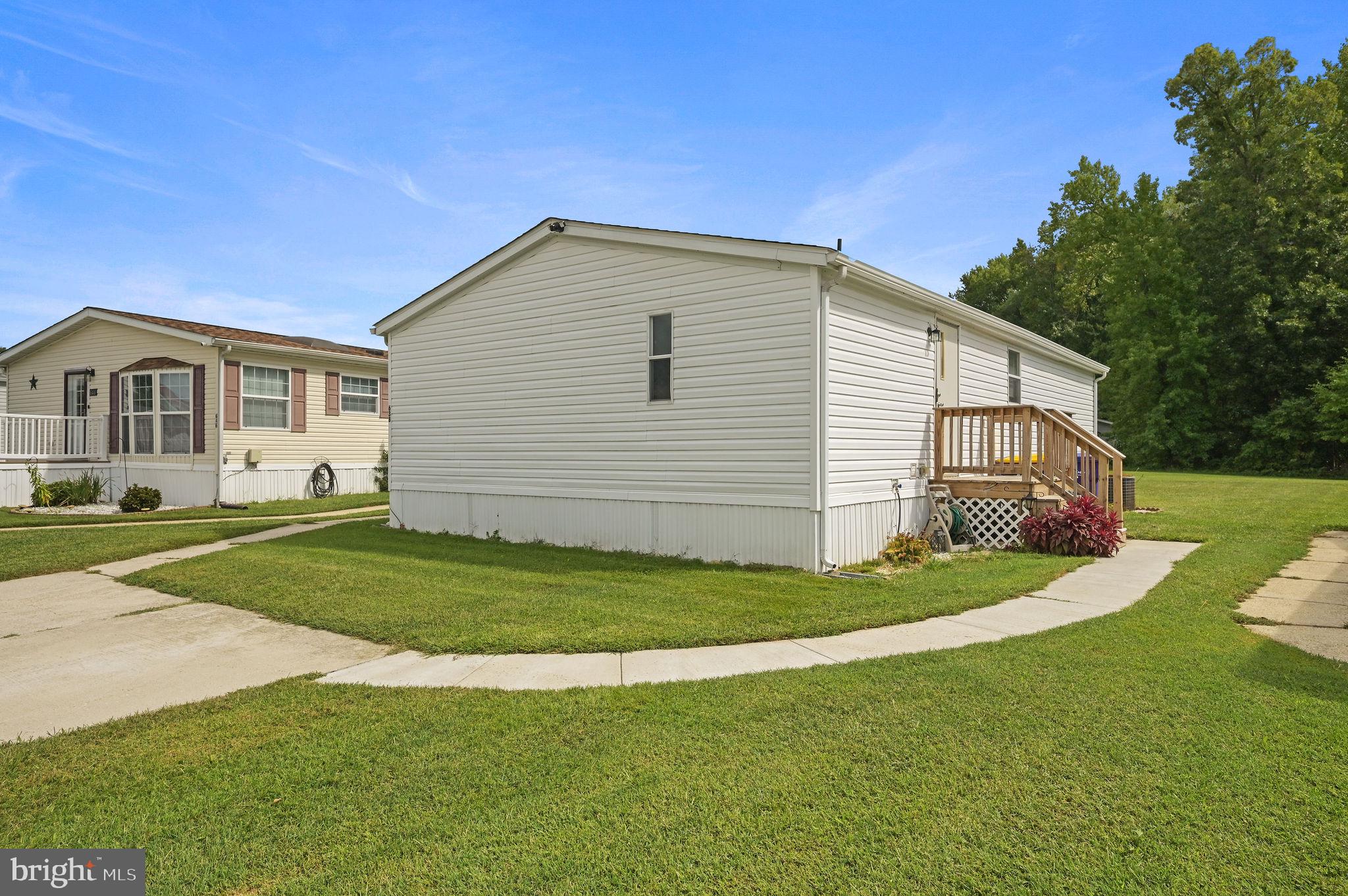 638 FOX POINTE DRIVE 72