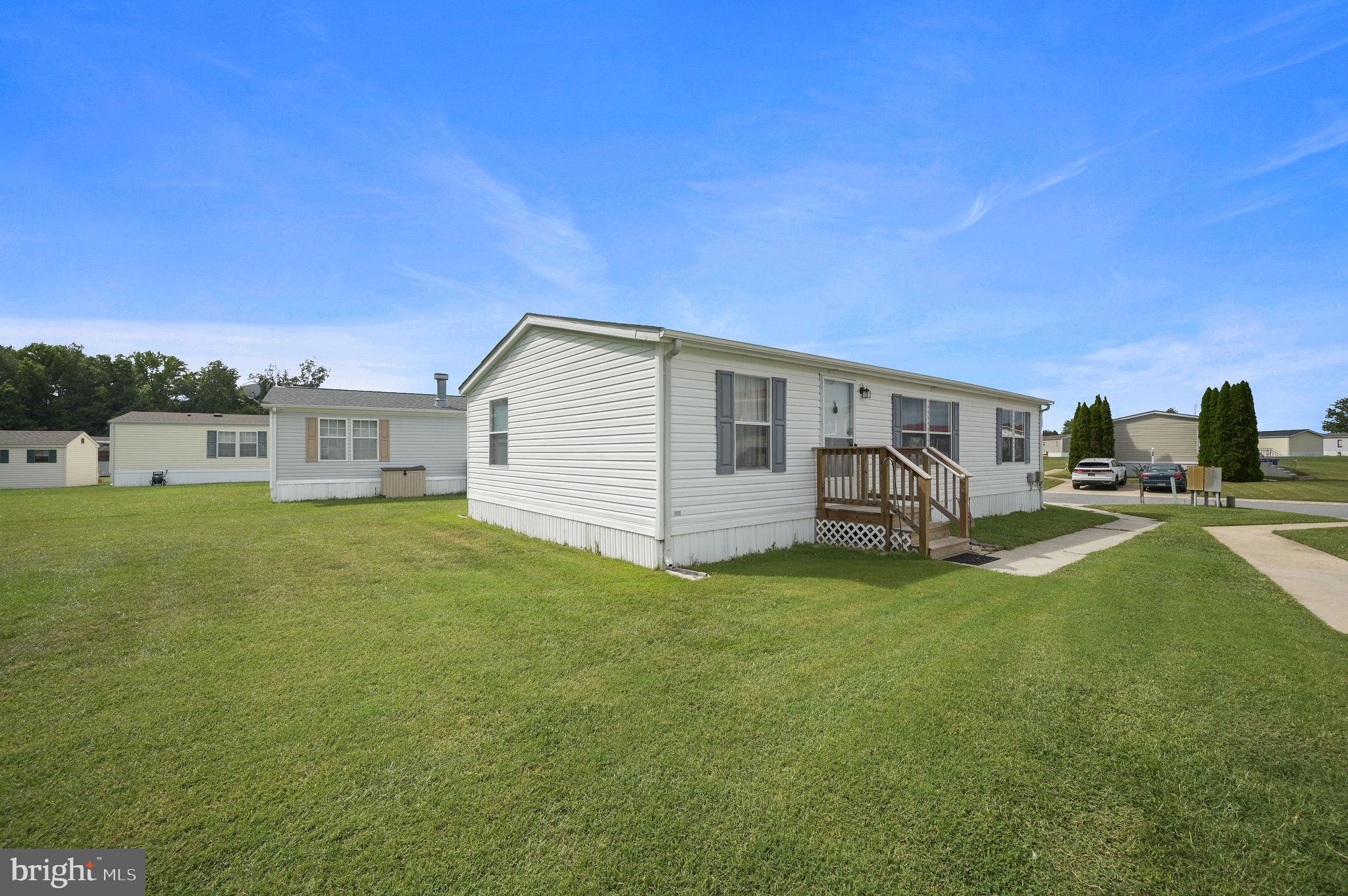 638 FOX POINTE DRIVE 72