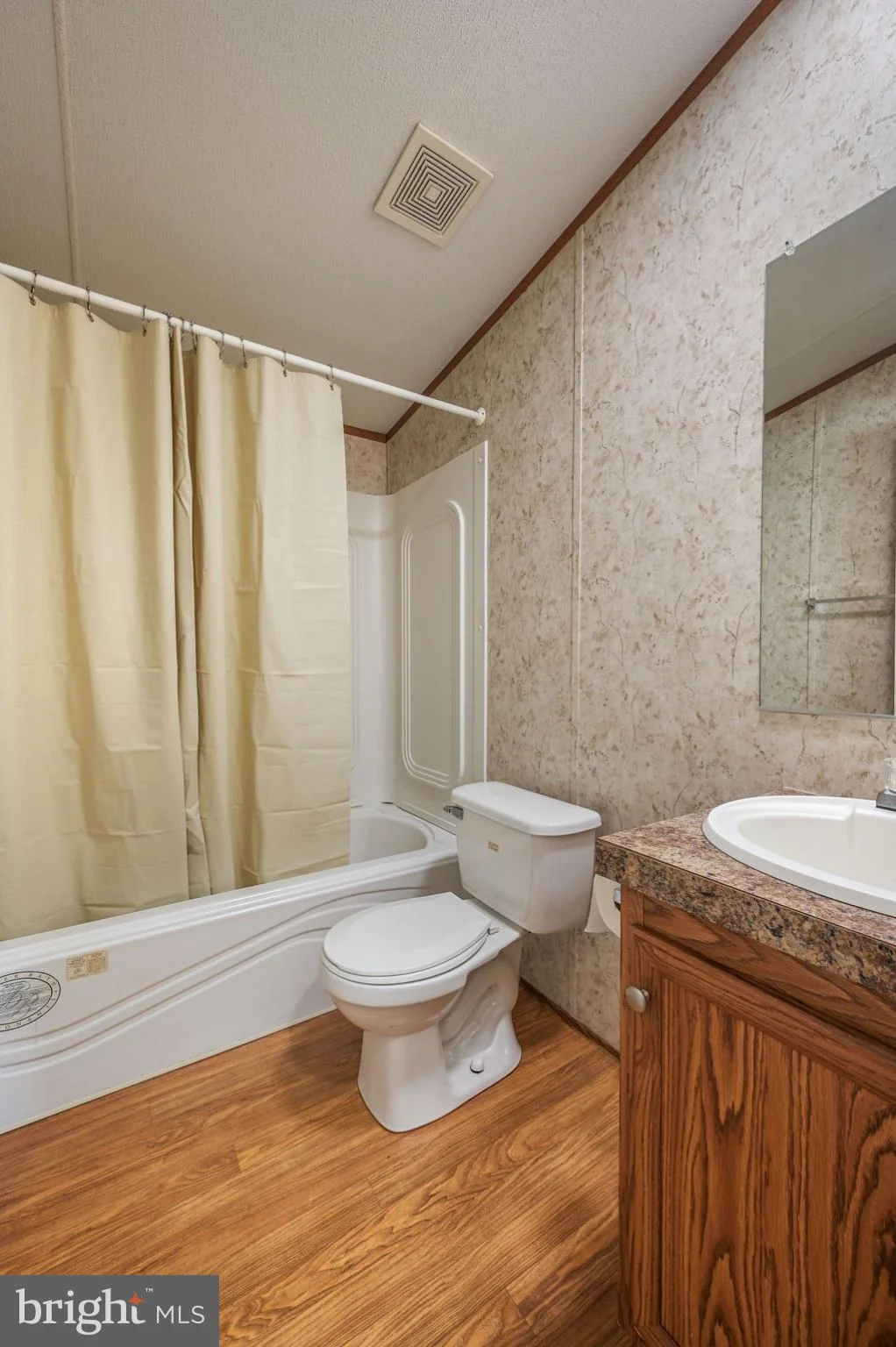 638 Fox Pointe Drive Unit 72, Dover, DE 19904 photo 2