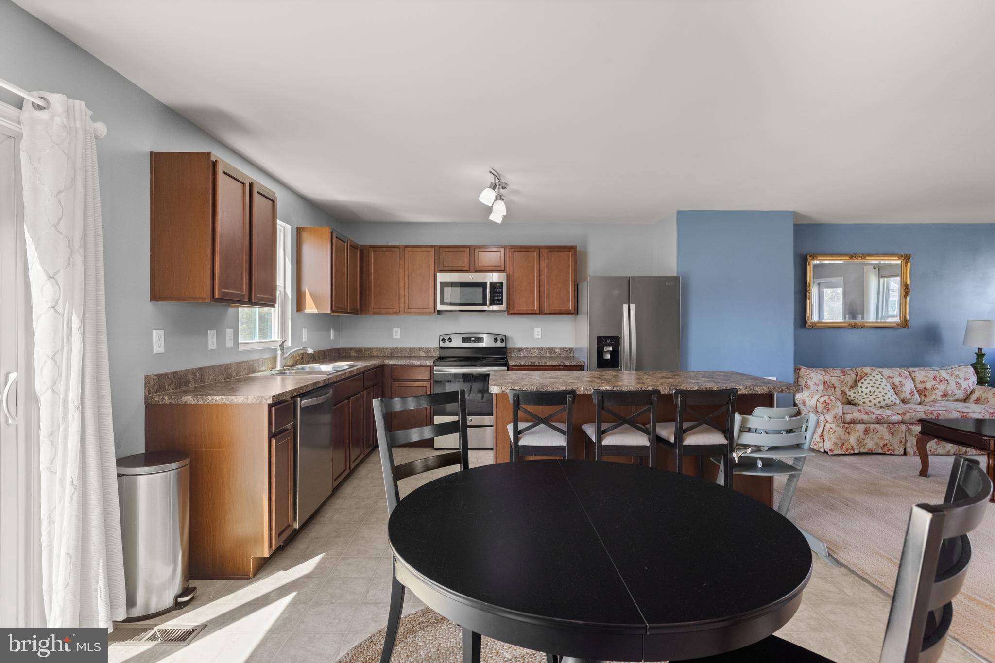 ARCADIA SPRINGS - Residential Lease