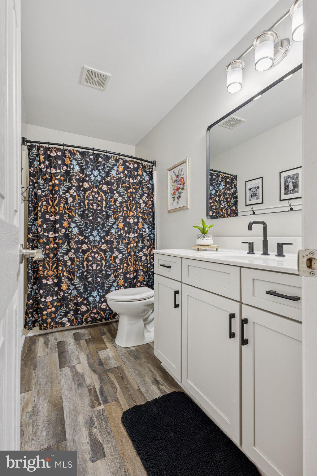 KINGSWOOD - Residential