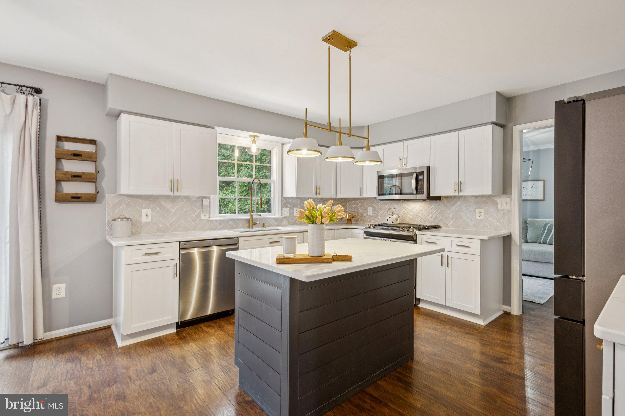 KINGSWOOD - Residential