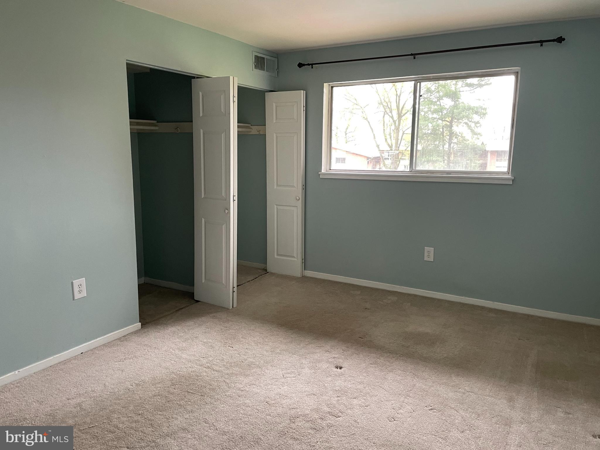 TIMBERLANE VILLAGE GARDEN CONDOMINIUMS - Residential