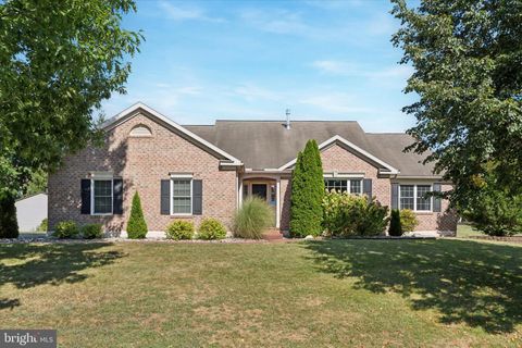 Photo of 75 Gristmill Lane, ROYERSFORD, PA 19468 (MLS # PAMC2158000)