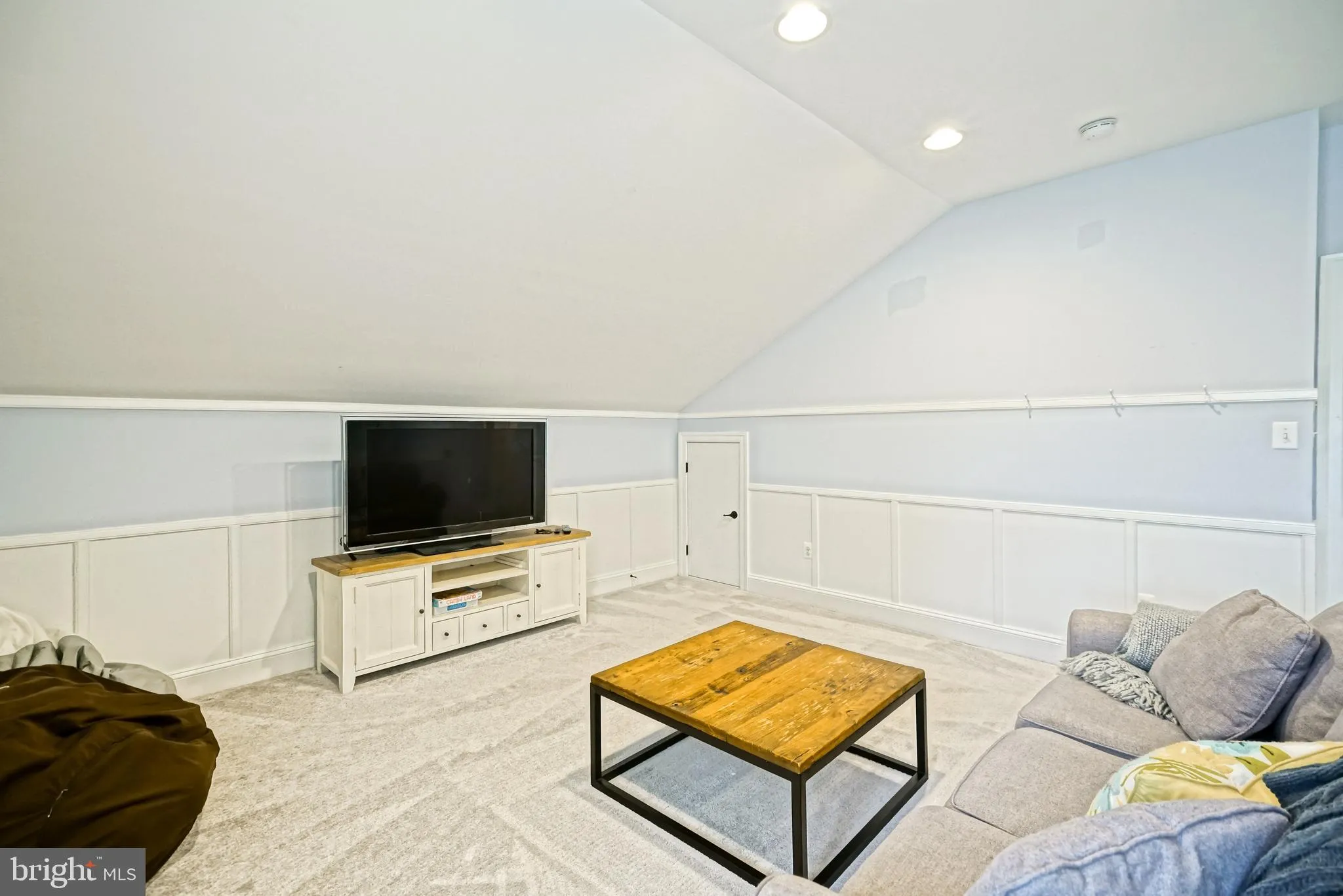 Lewes, Delaware 19958, United States, 6 Bedrooms Bedrooms, ,6 BathroomsBathrooms,Residential,Active,240353