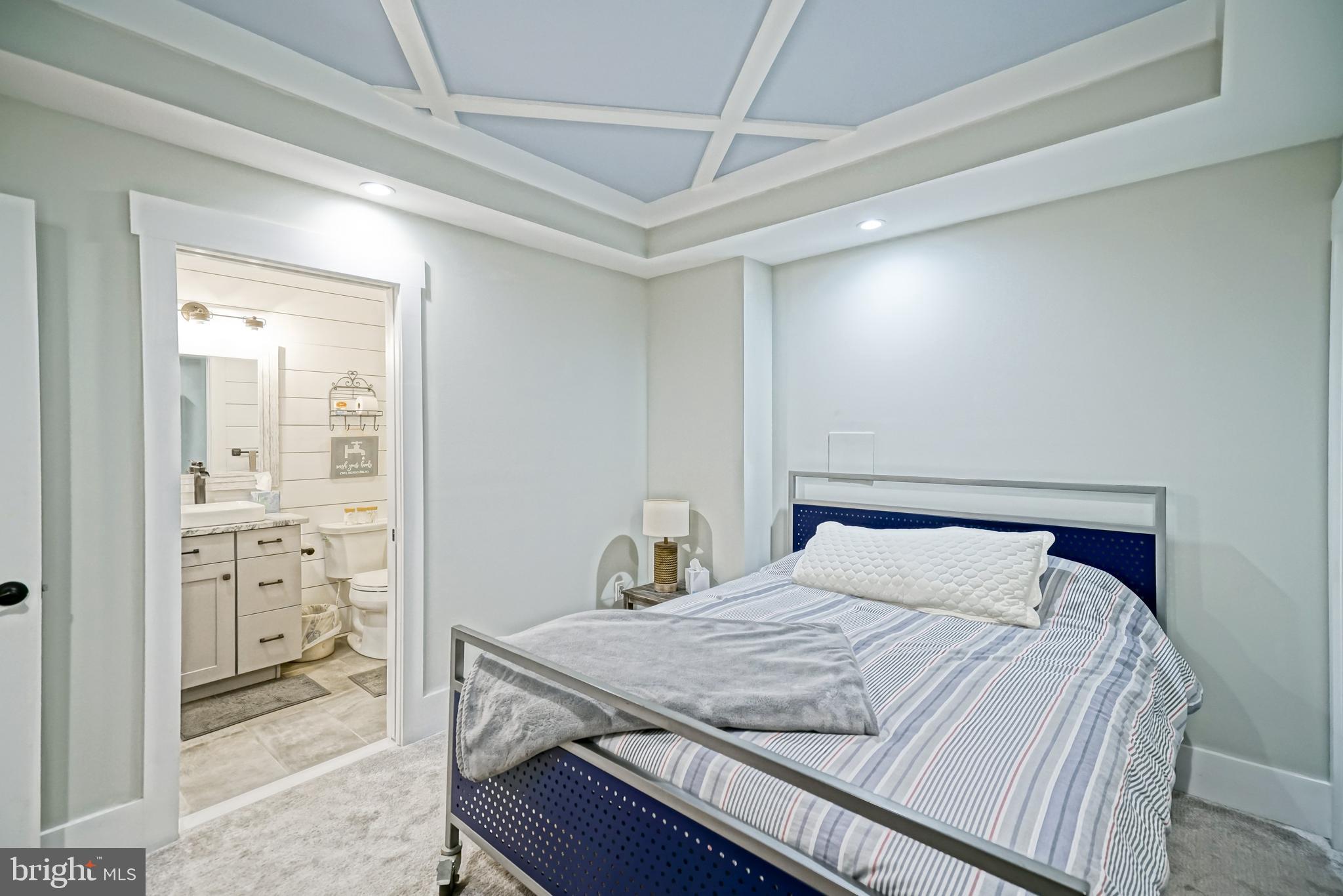 HAWKSEYE - Residential