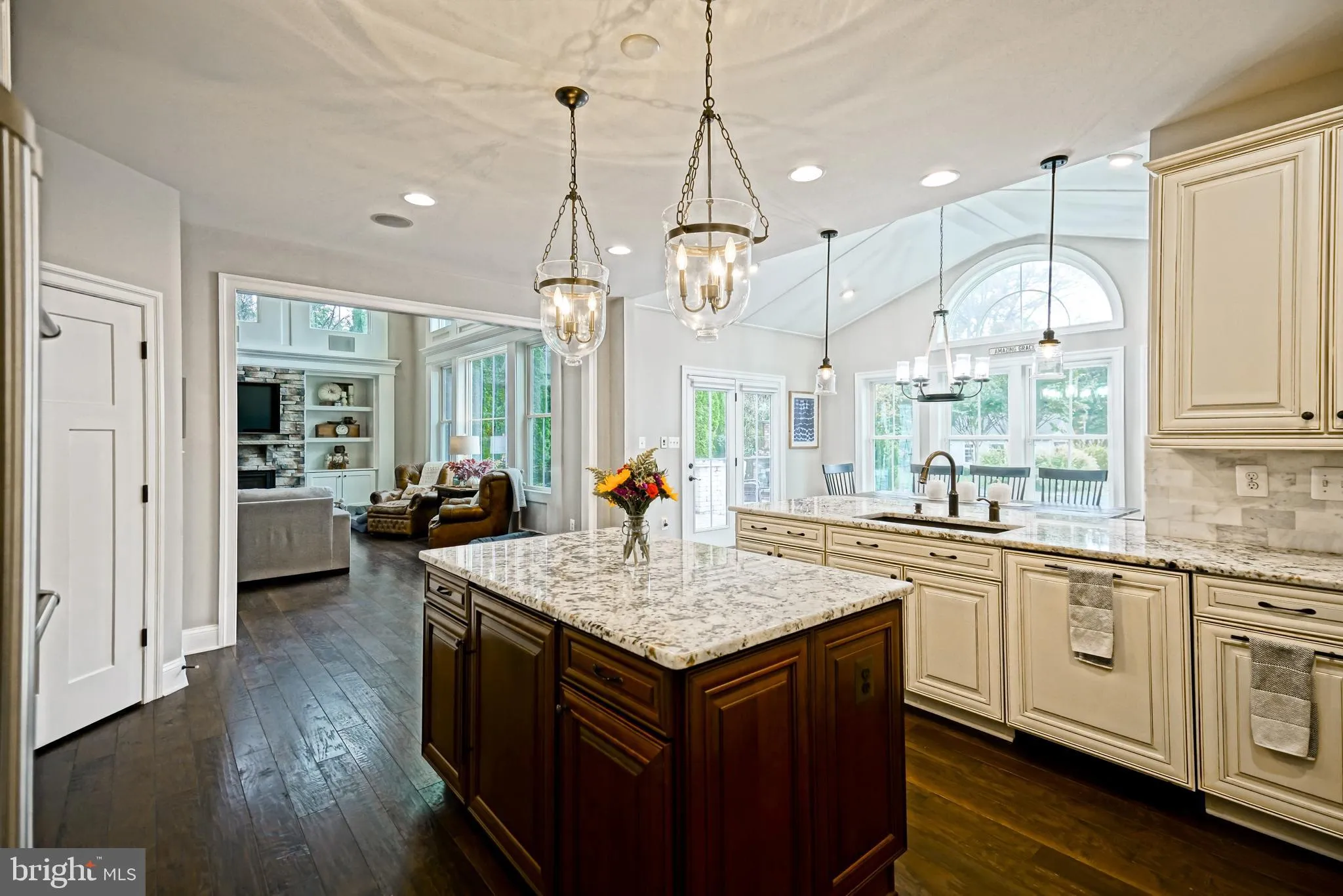 Lewes, Delaware 19958, United States, 6 Bedrooms Bedrooms, ,6 BathroomsBathrooms,Residential,Active,240353