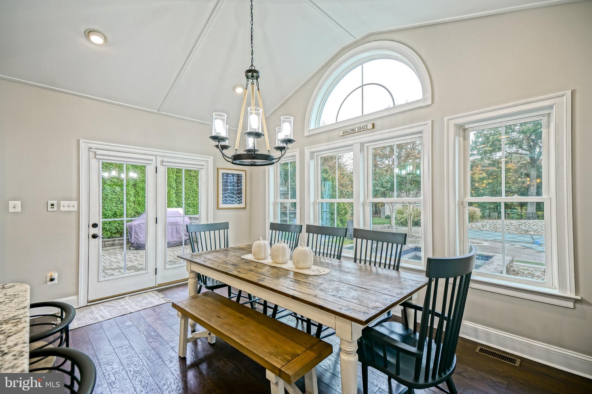 HAWKSEYE - Residential