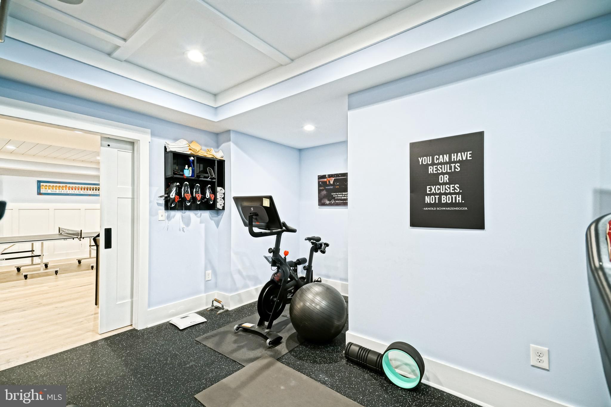 HAWKSEYE - Residential