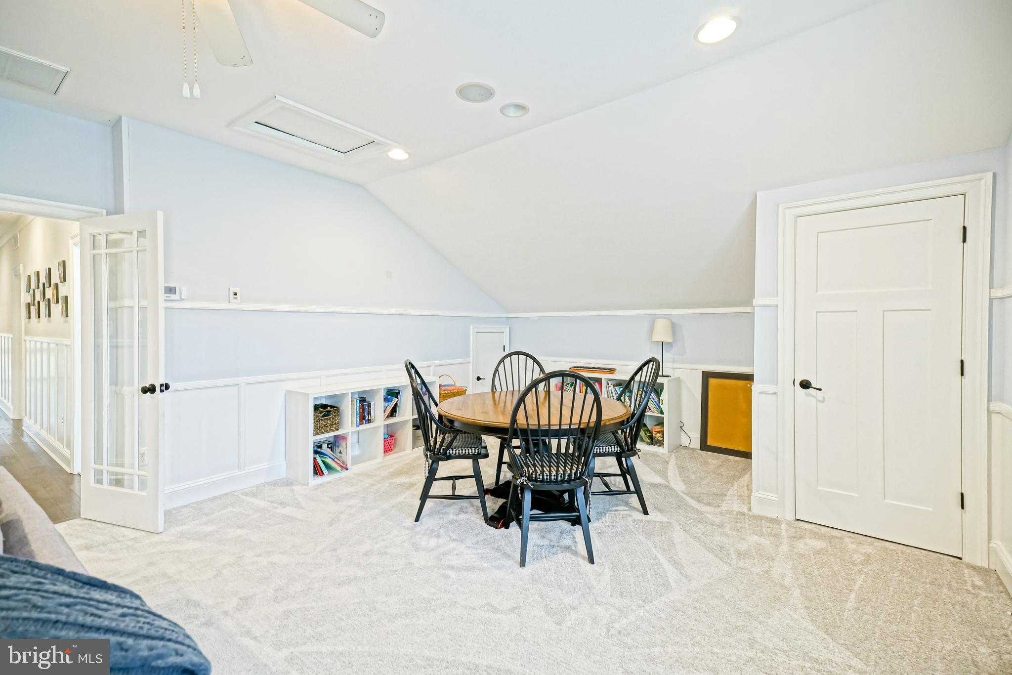 HAWKSEYE - Residential