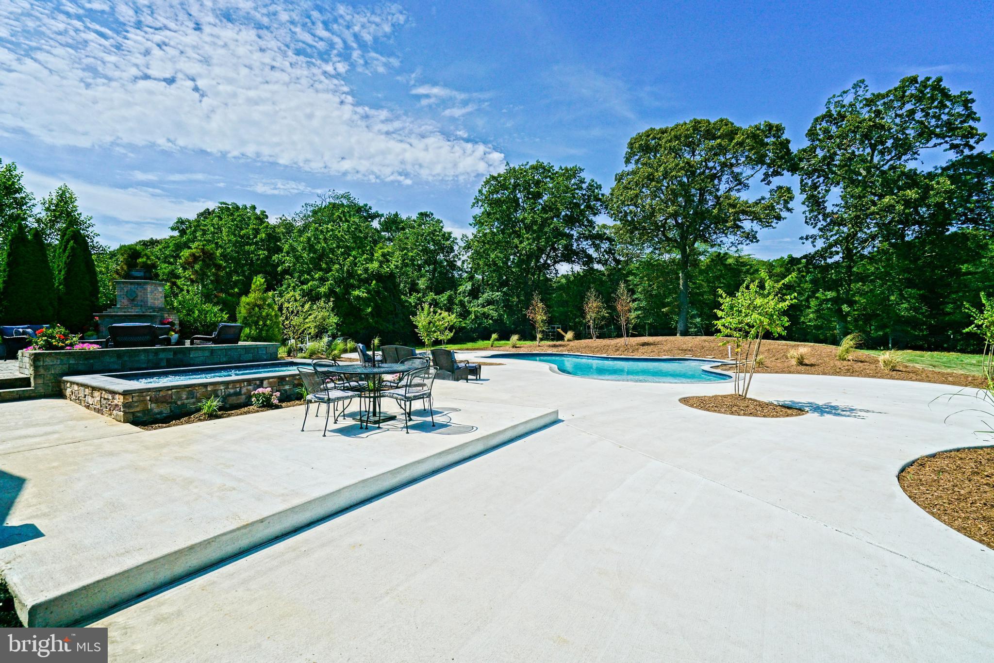 HAWKSEYE - Residential