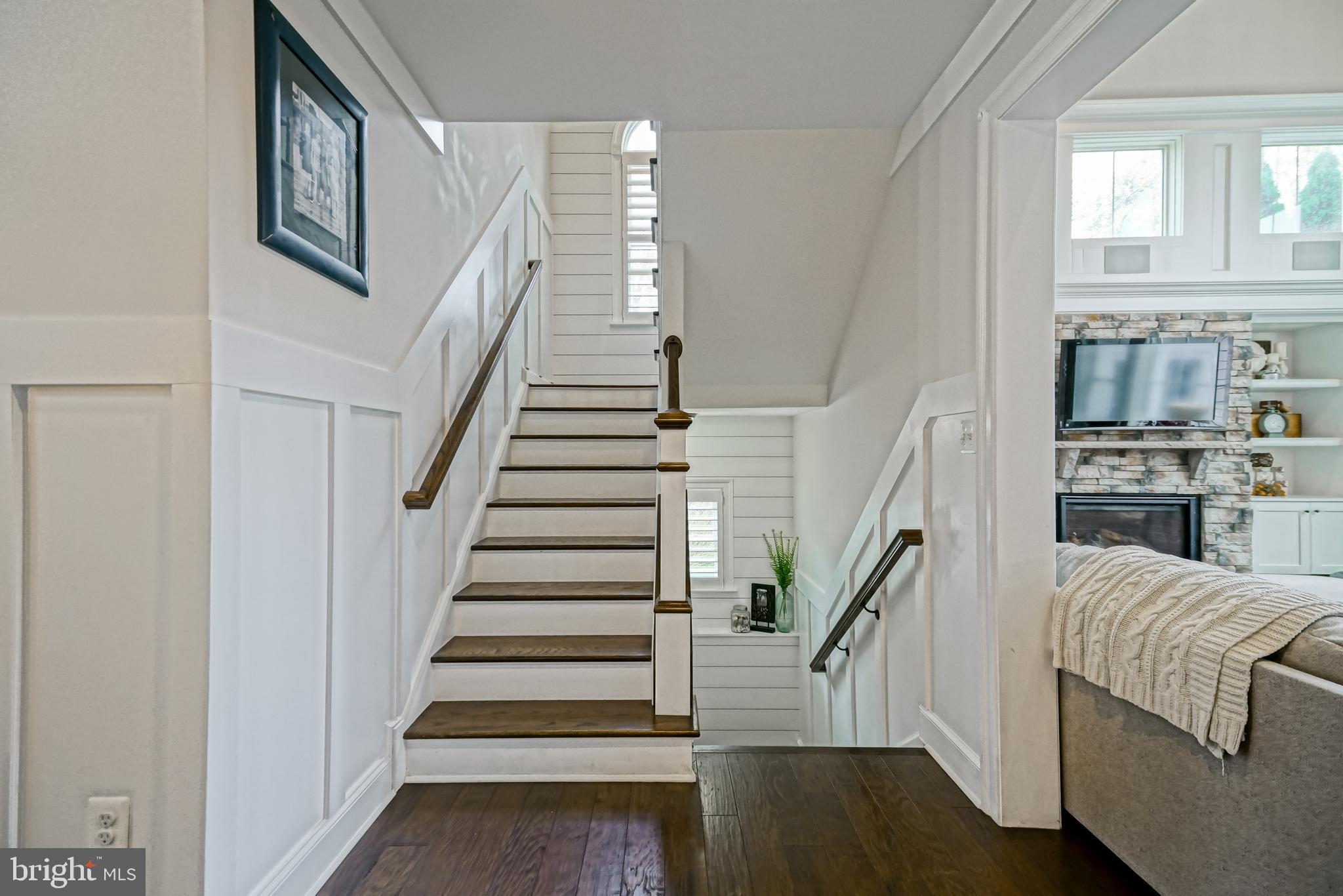 HAWKSEYE - Residential