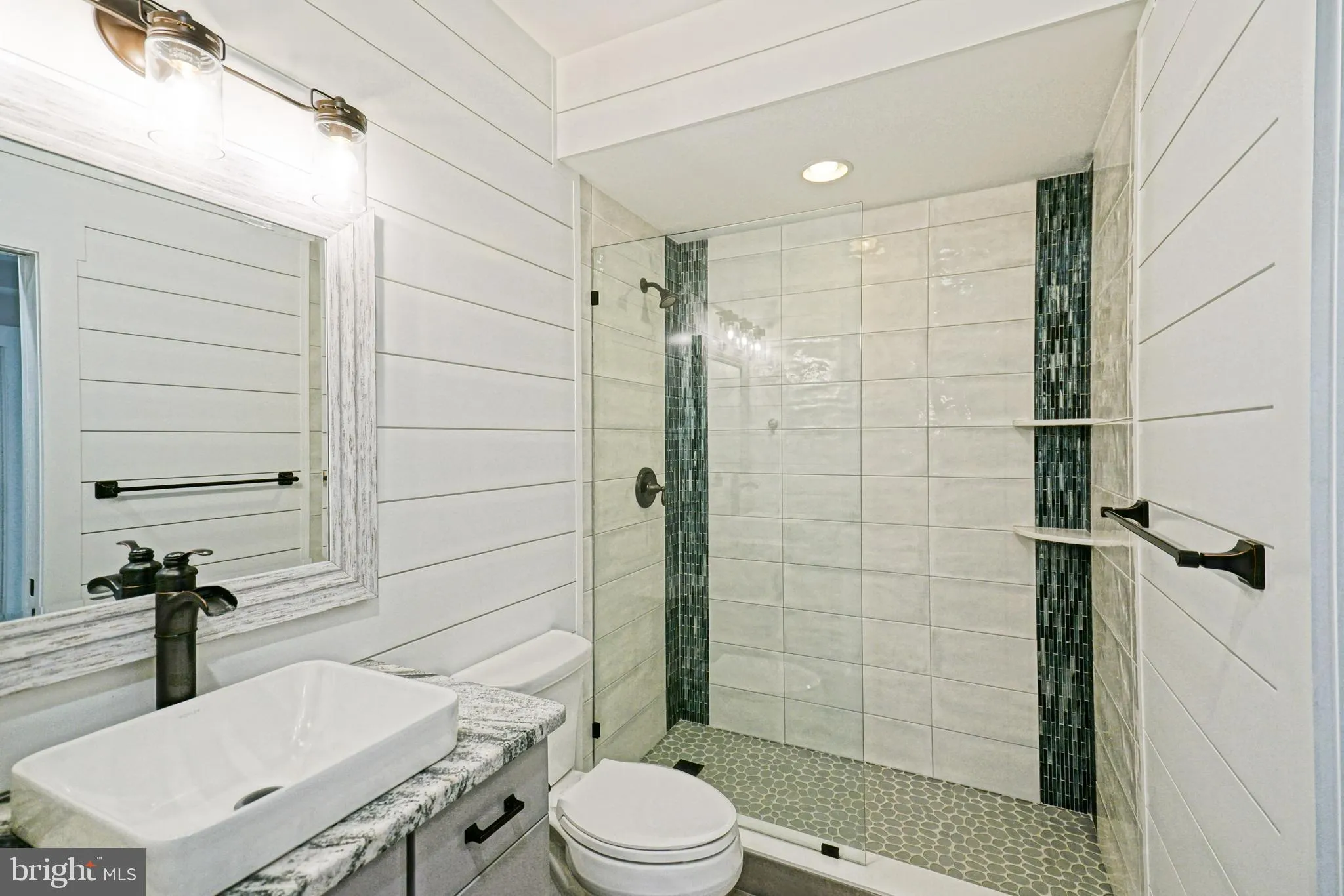 Lewes, Delaware 19958, United States, 6 Bedrooms Bedrooms, ,6 BathroomsBathrooms,Residential,Active,240353