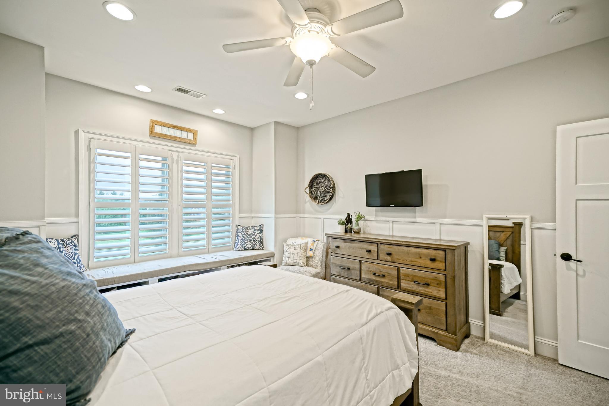 HAWKSEYE - Residential