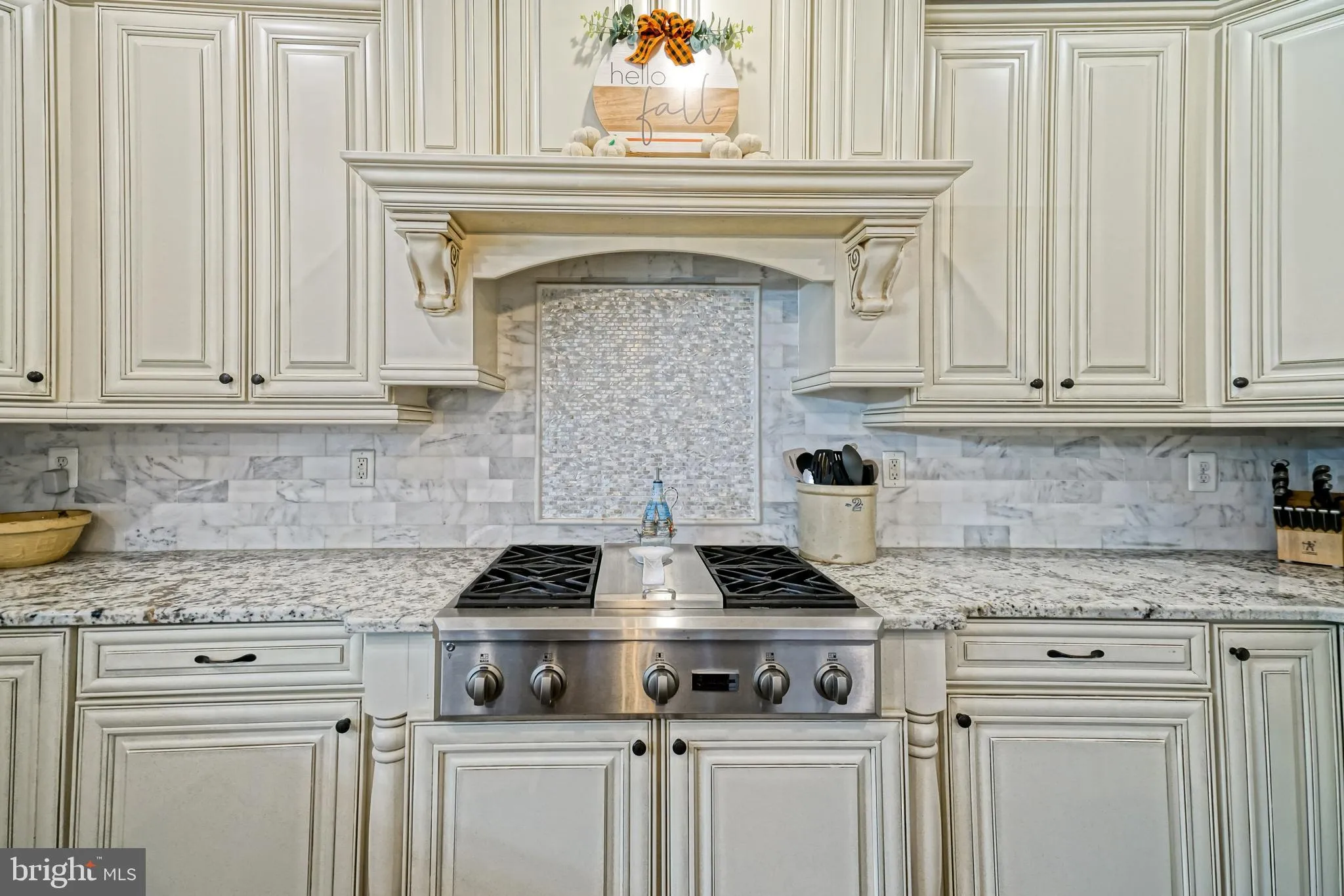 Lewes, Delaware 19958, United States, 6 Bedrooms Bedrooms, ,6 BathroomsBathrooms,Residential,Active,240353