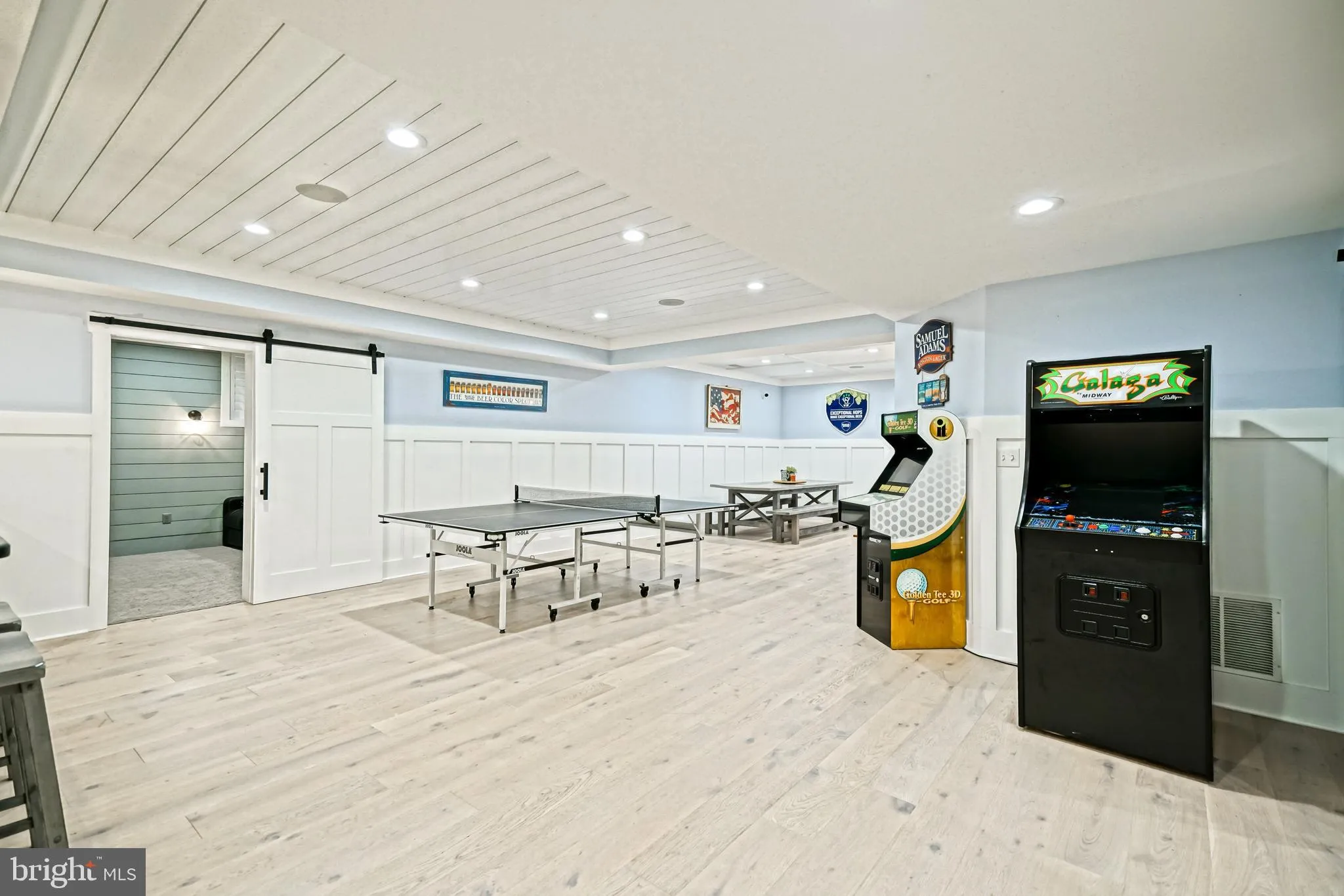 Lewes, Delaware 19958, United States, 6 Bedrooms Bedrooms, ,6 BathroomsBathrooms,Residential,Active,240353