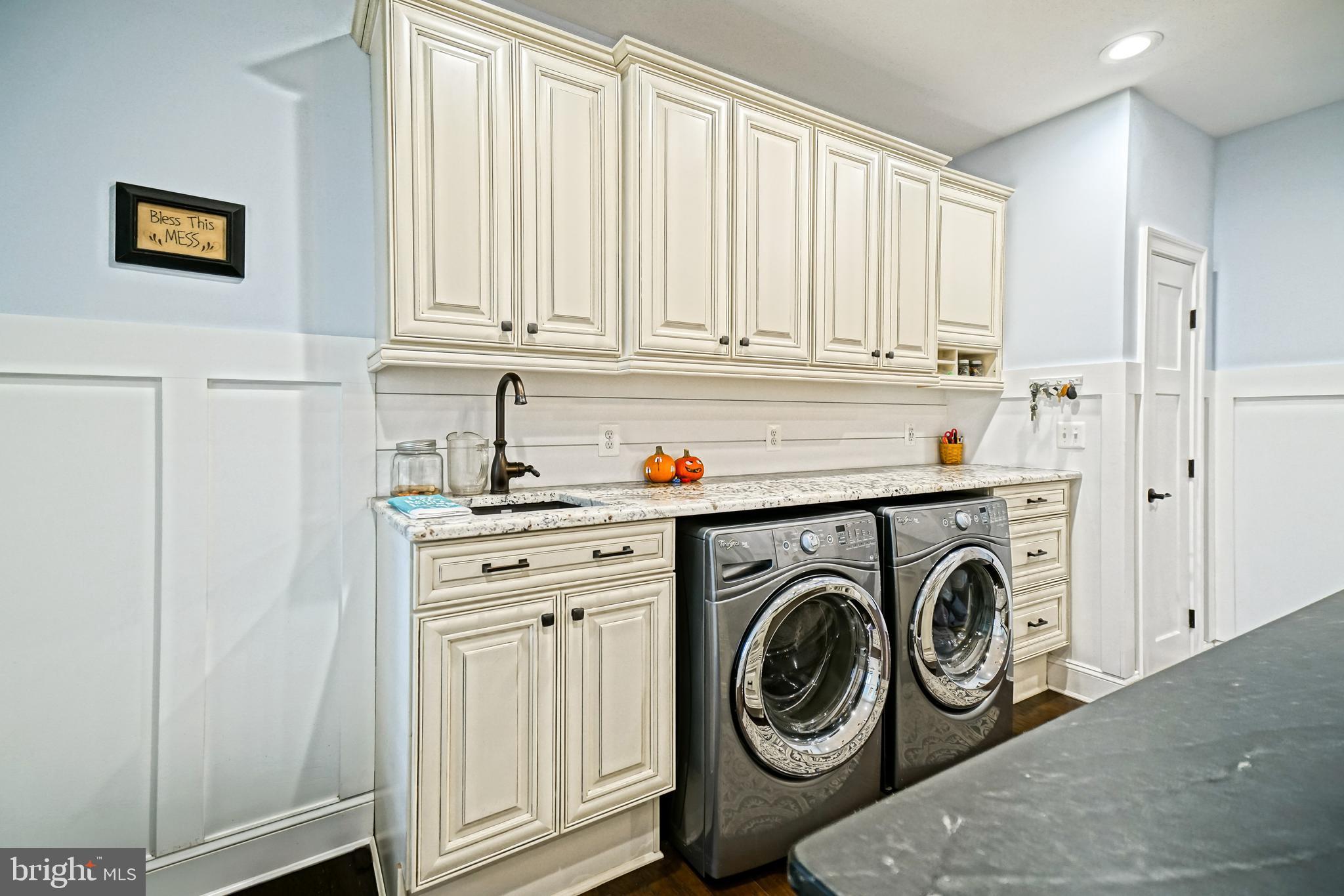 HAWKSEYE - Residential