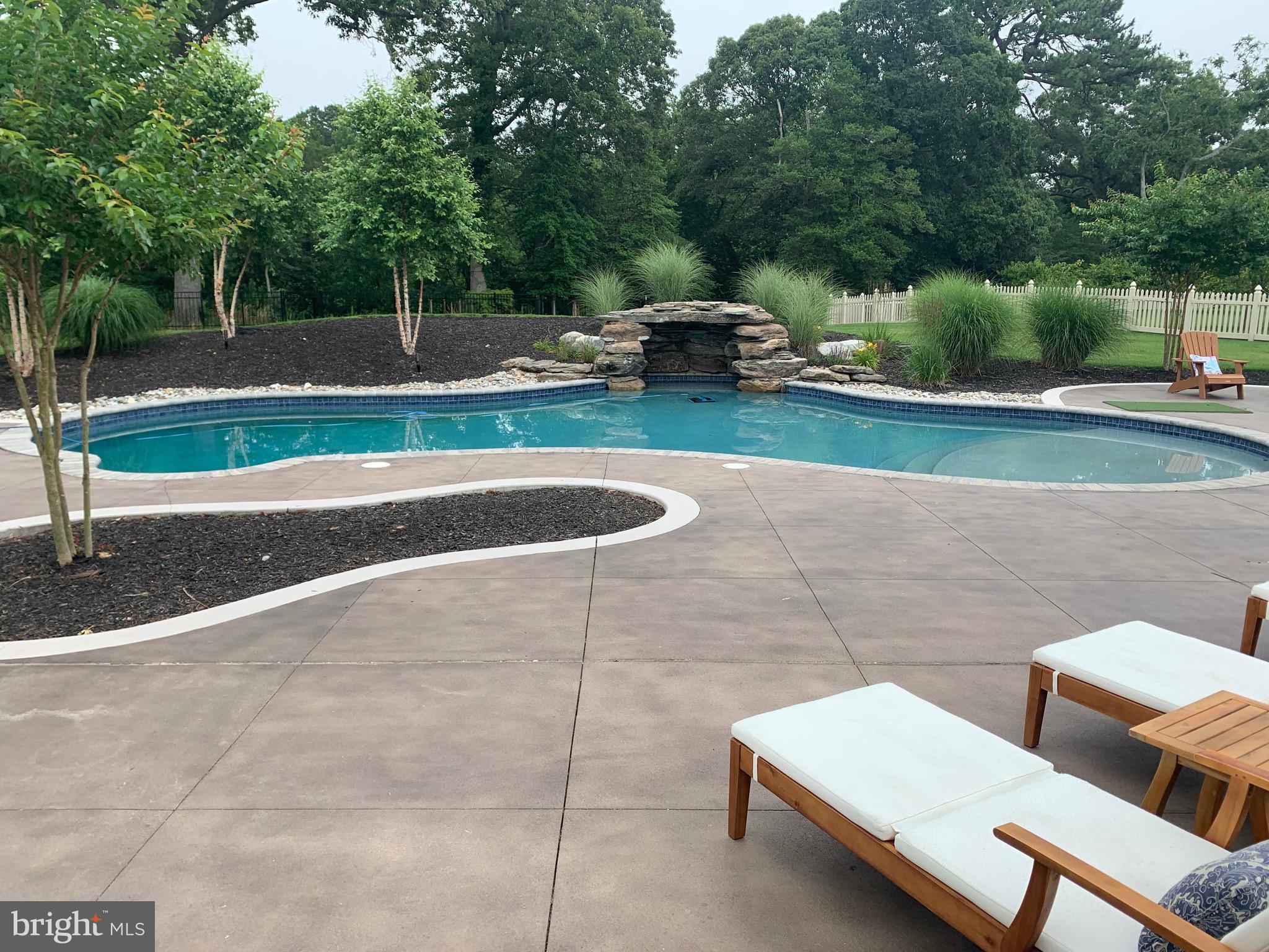 HAWKSEYE - Residential