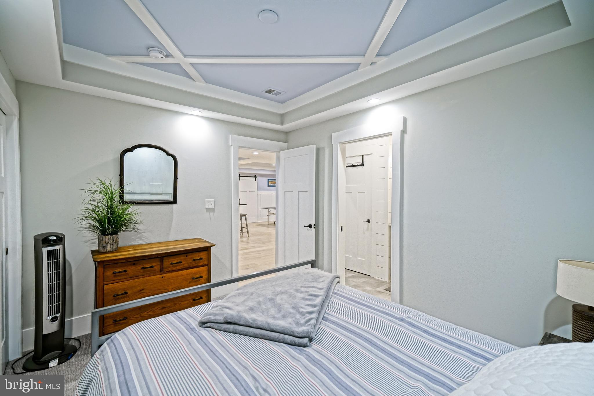 HAWKSEYE - Residential