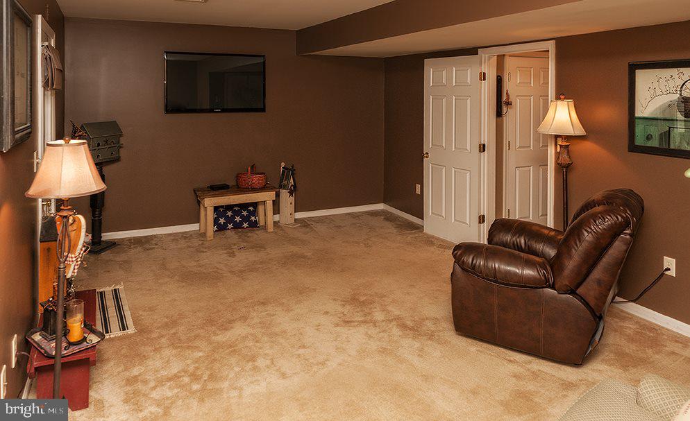 MAPLE GLEN - Residential