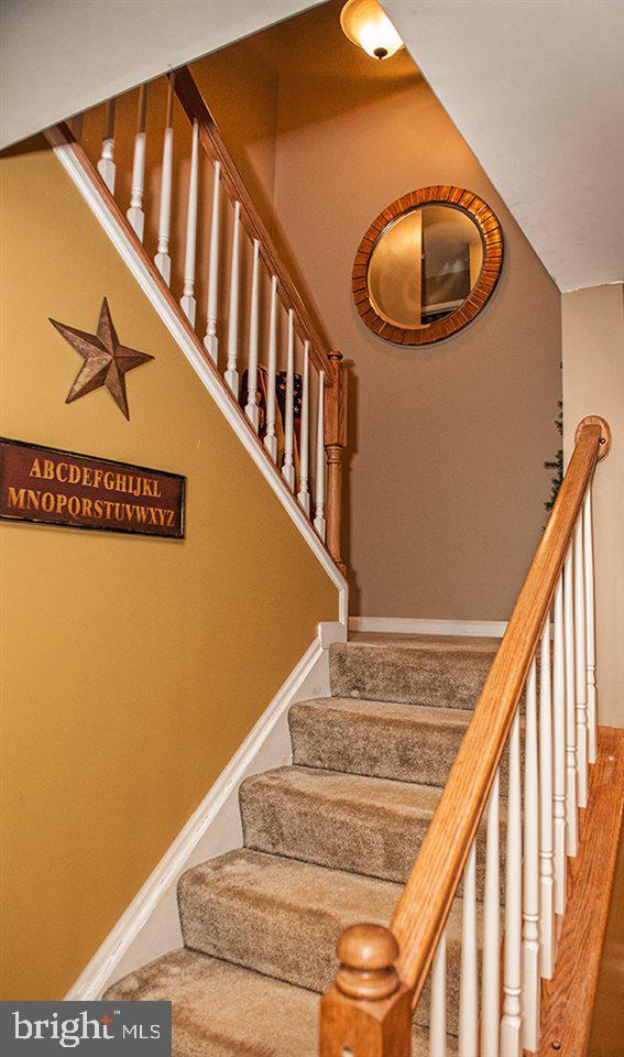 MAPLE GLEN - Residential