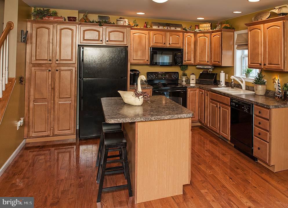 MAPLE GLEN - Residential