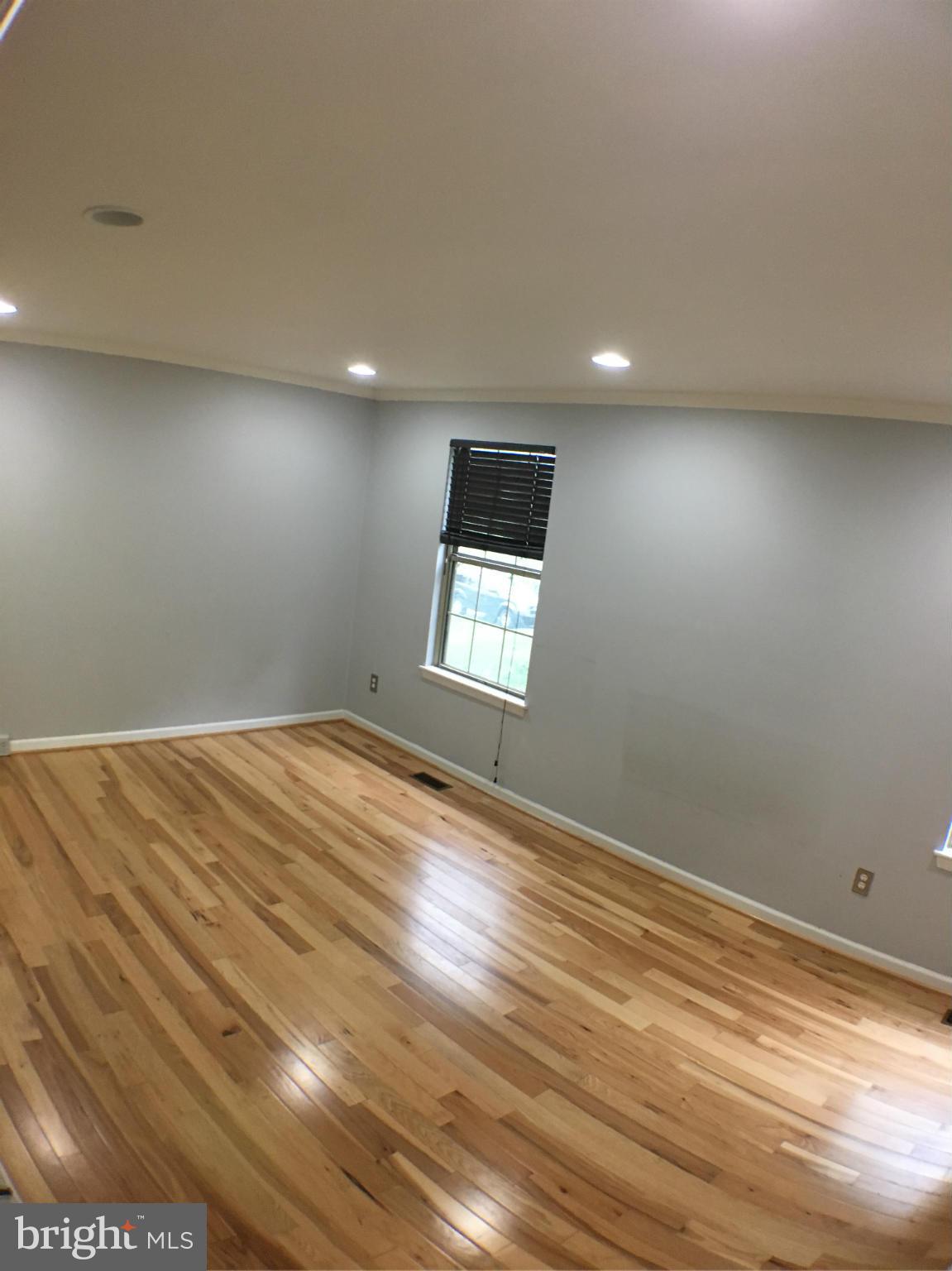 HEATHER GLEN - Residential