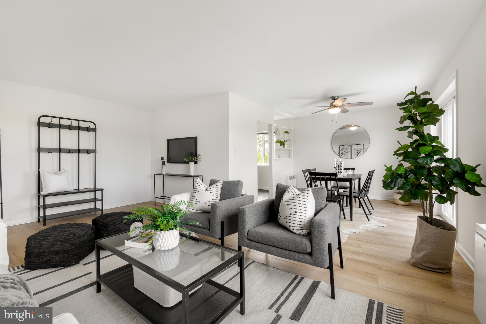 THE CAROLYN - Residential