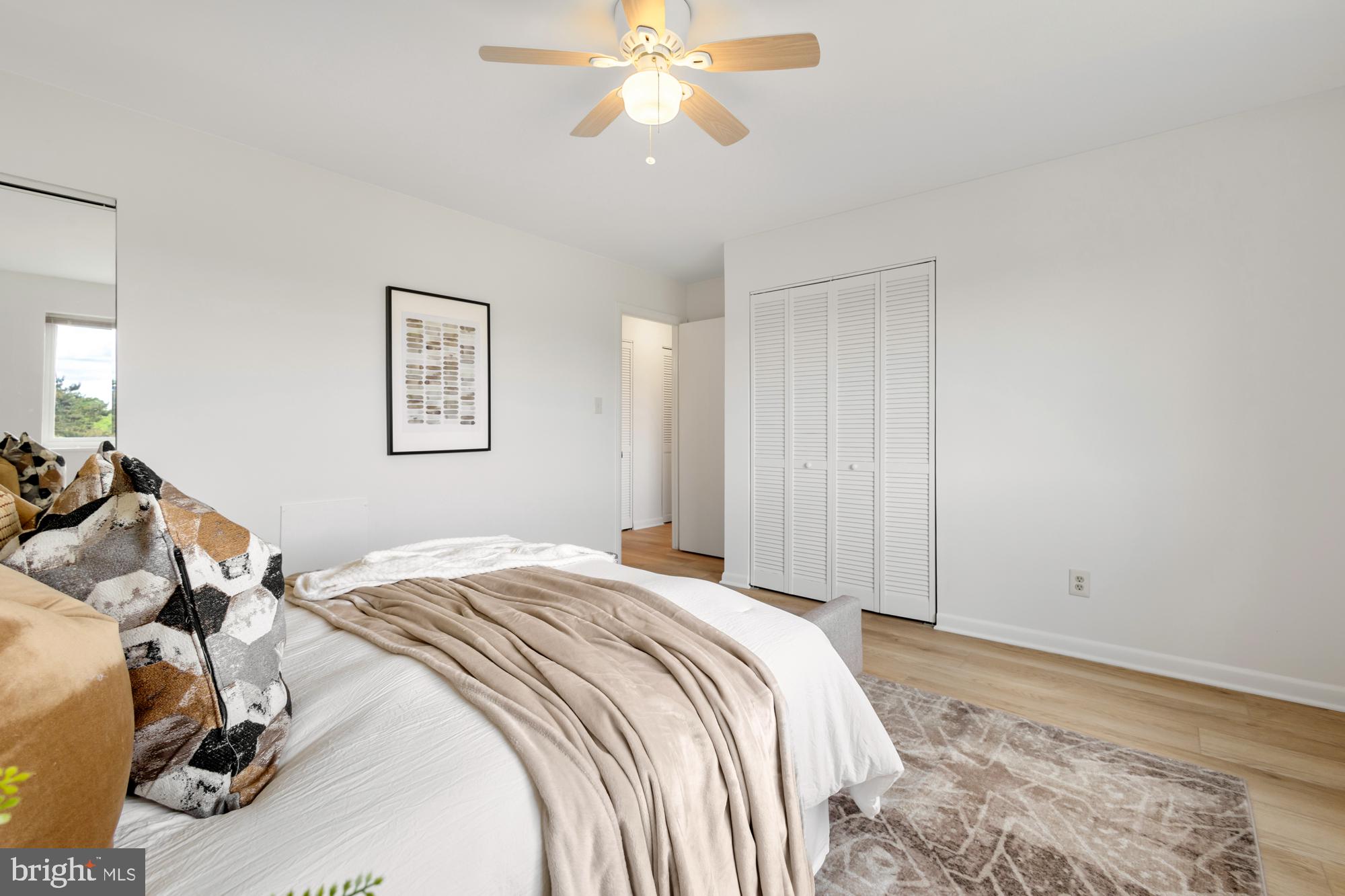 THE CAROLYN - Residential