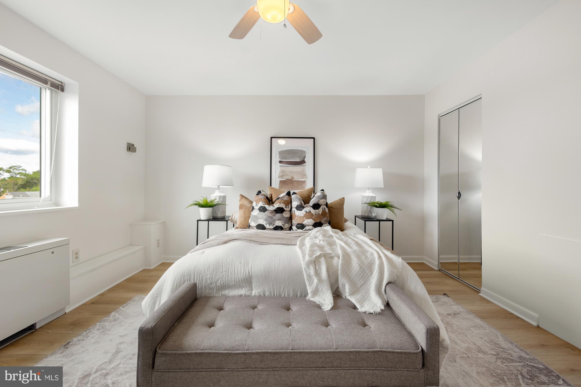 THE CAROLYN - Residential