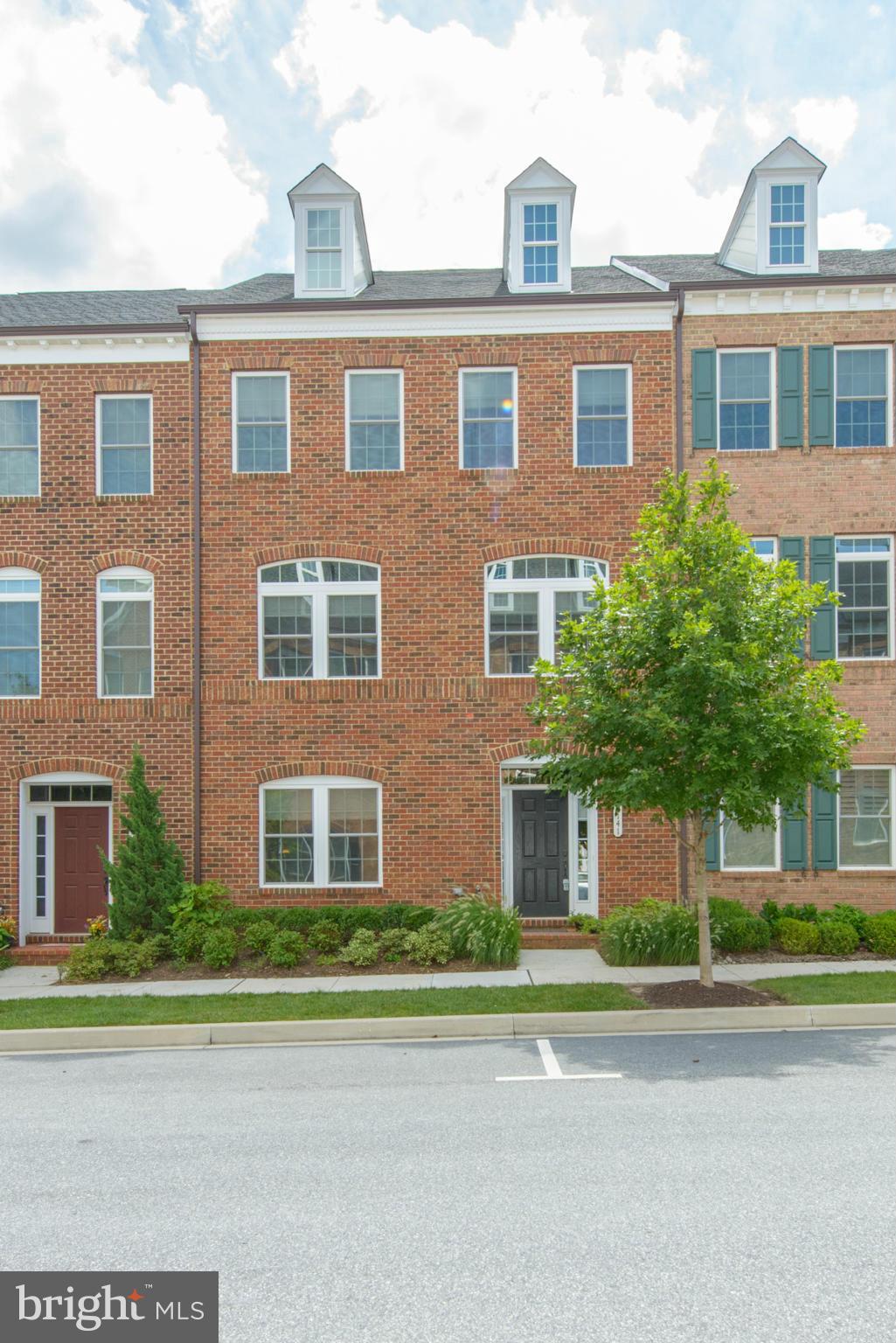 MAPLE LAWN FARMS - Residential