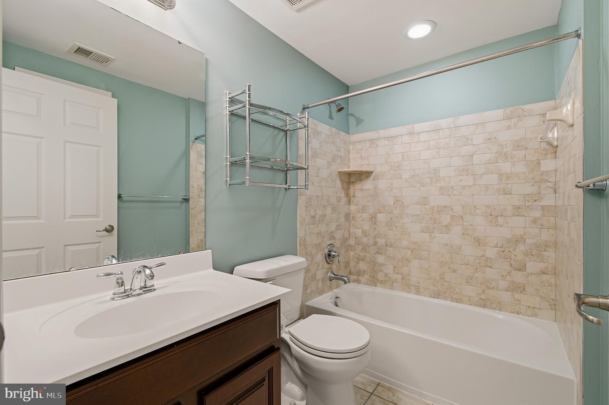 DORSEY SEARCH - Residential Lease