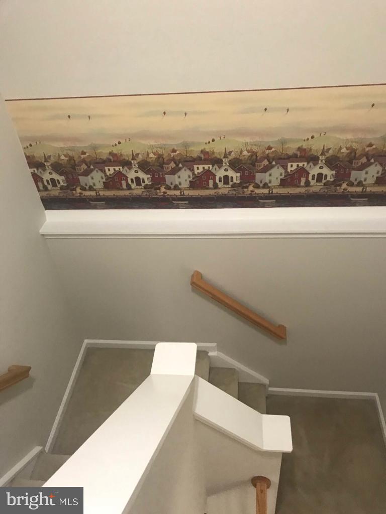 WELLESLEY - Residential Lease