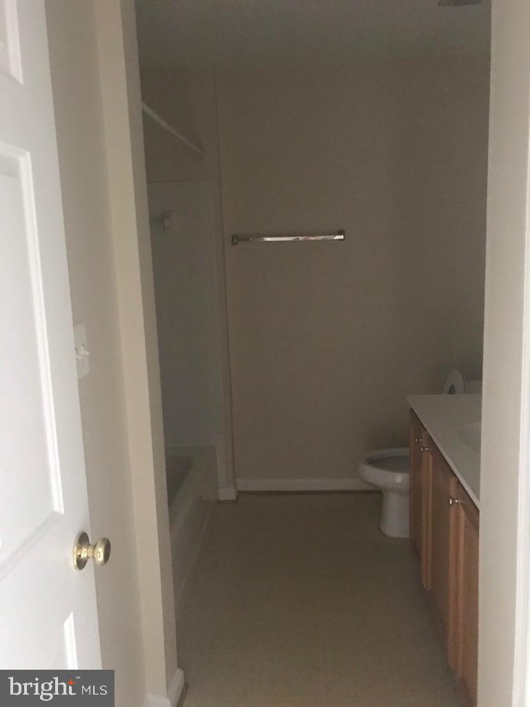 WELLESLEY - Residential Lease