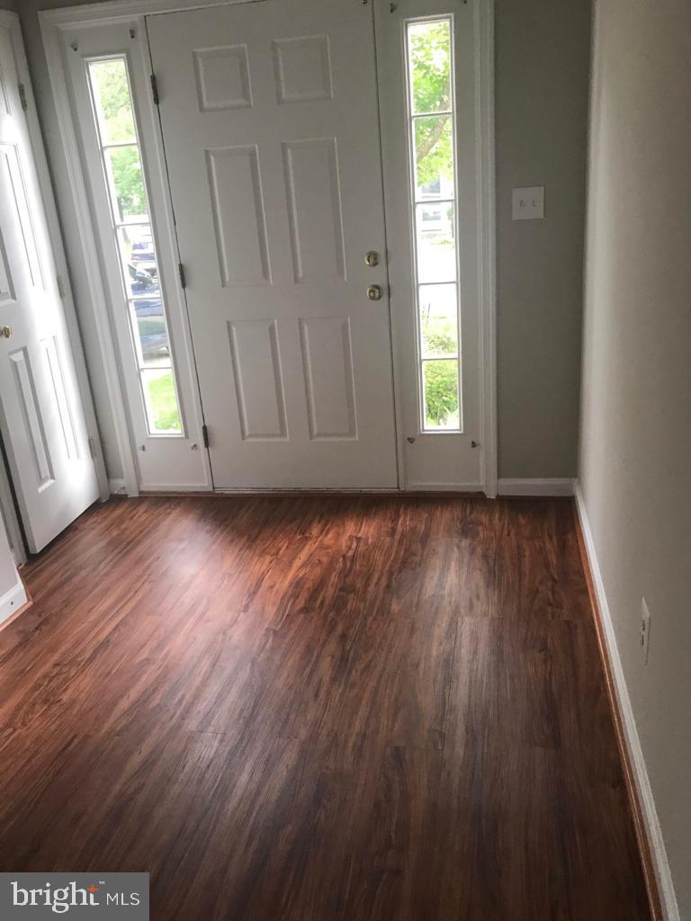 WELLESLEY - Residential Lease