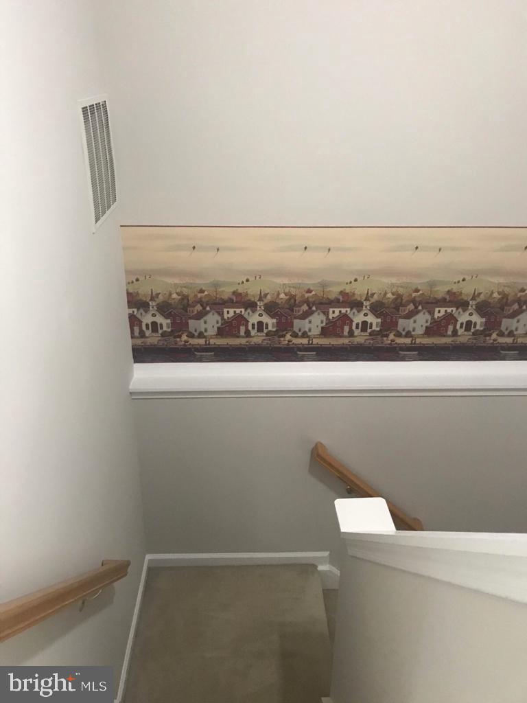 WELLESLEY - Residential Lease