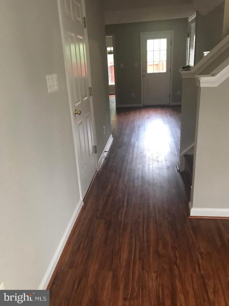 WELLESLEY - Residential Lease