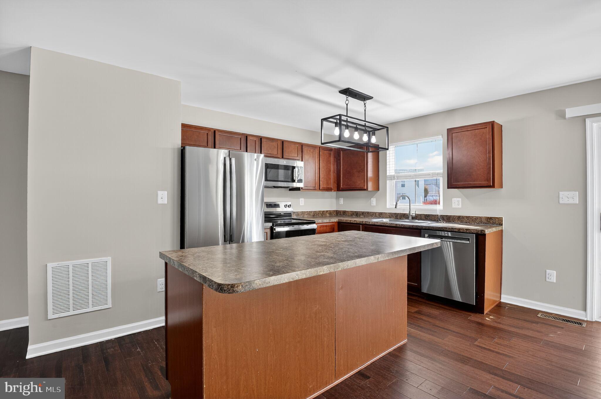 HIGHPOINT - Residential Lease