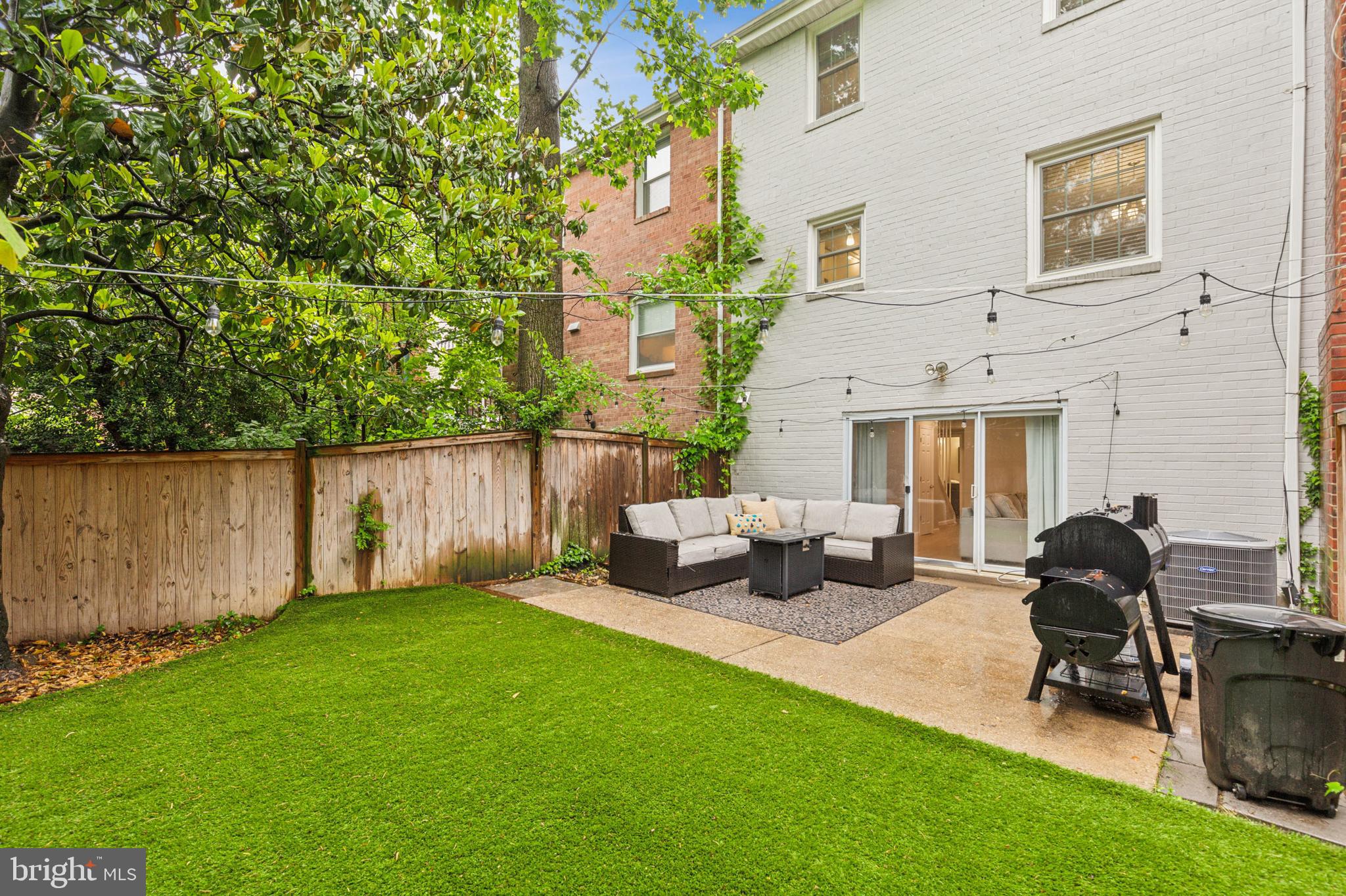 WESTRIDGE OF ALEXANDRIA - Residential