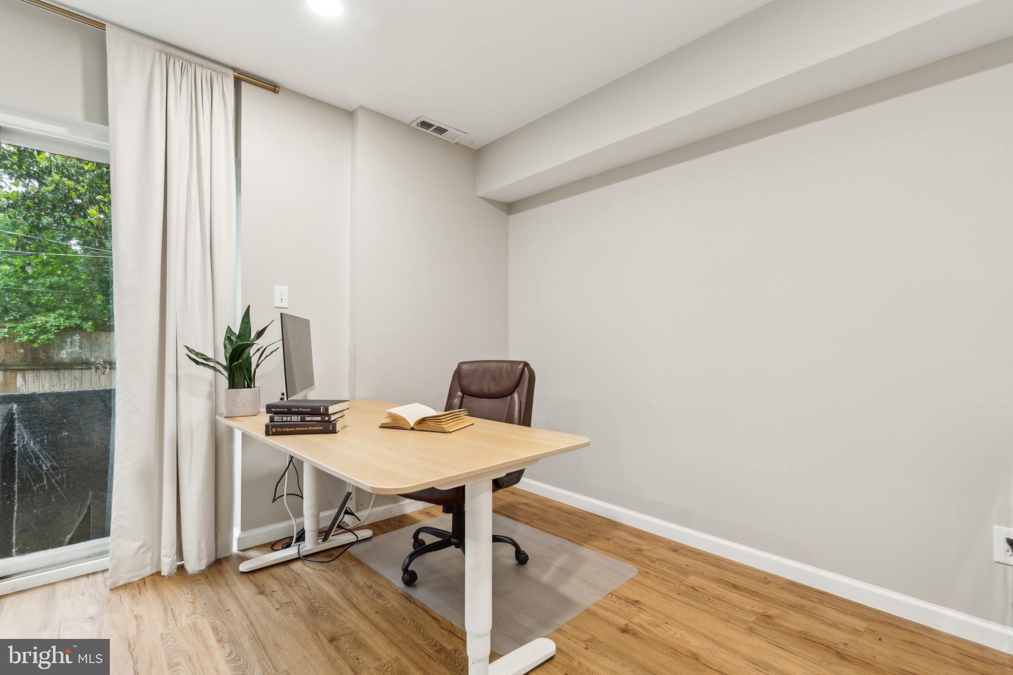 WESTRIDGE OF ALEXANDRIA - Residential