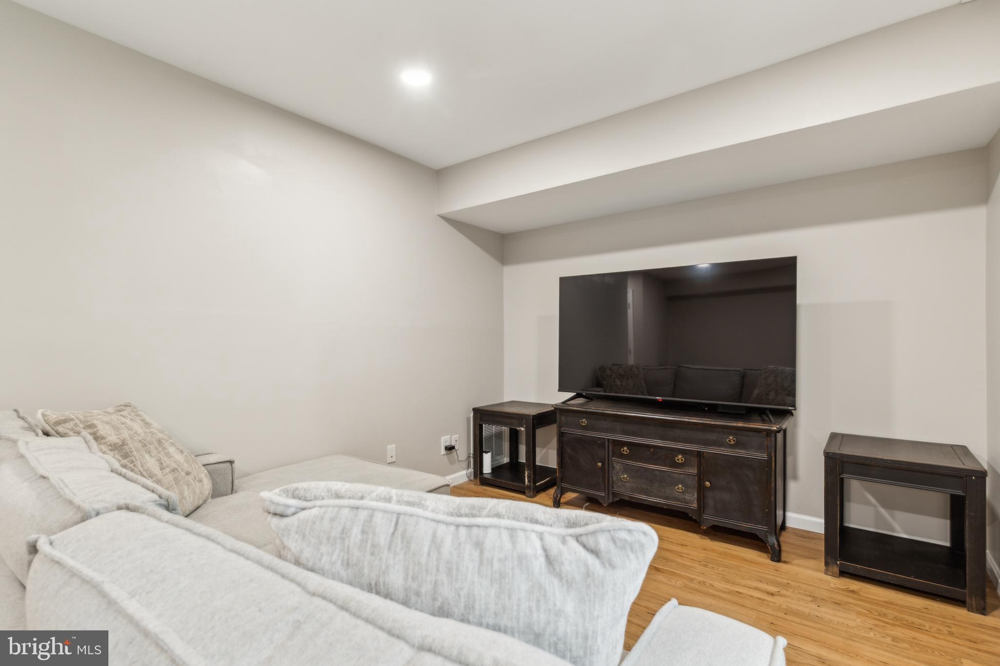 WESTRIDGE OF ALEXANDRIA - Residential